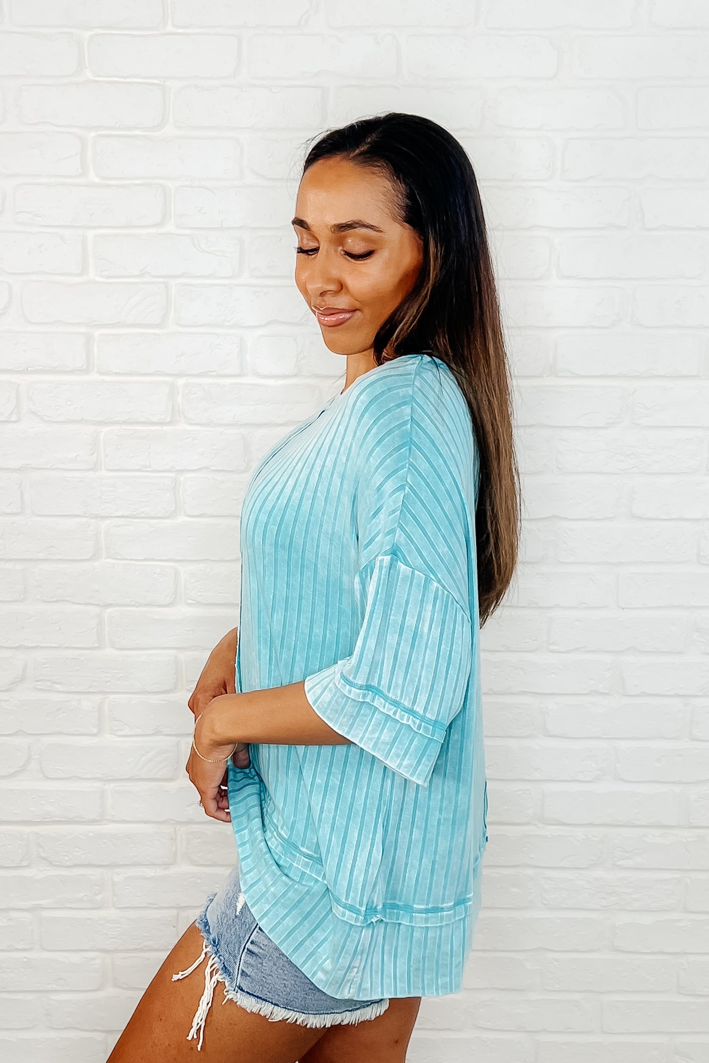 Loosely Speaking Oversized Basic Top in Turquoise