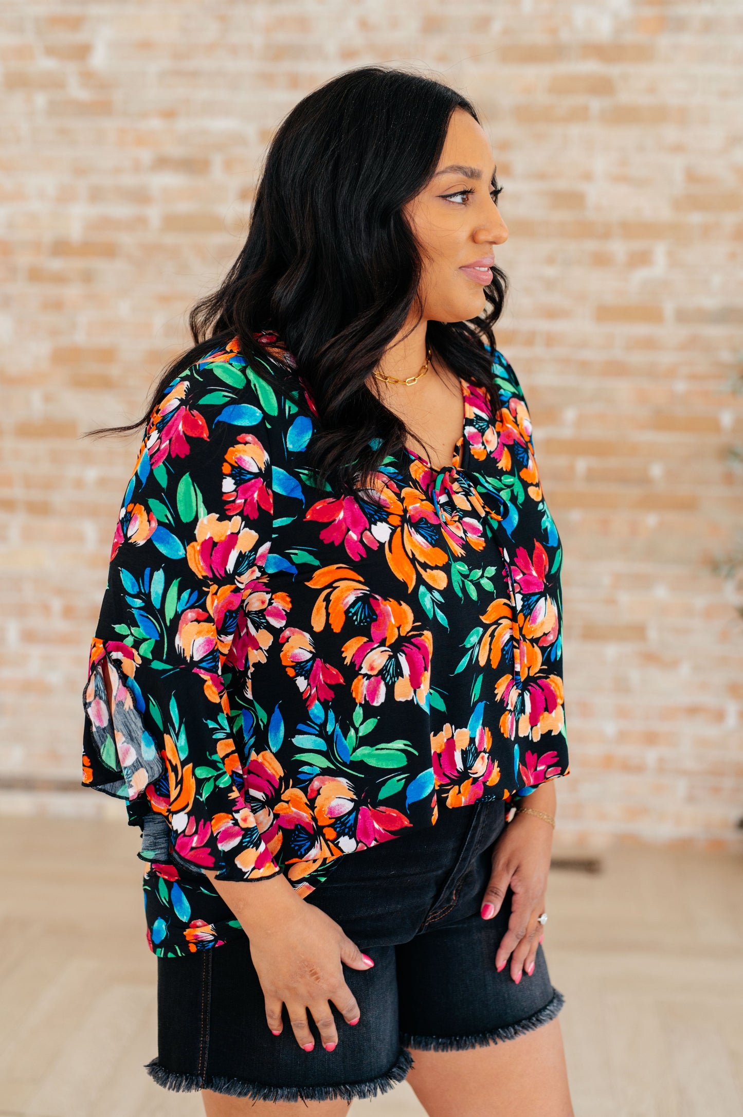 Willow Bell Sleeve Top in Black and Emerald Floral