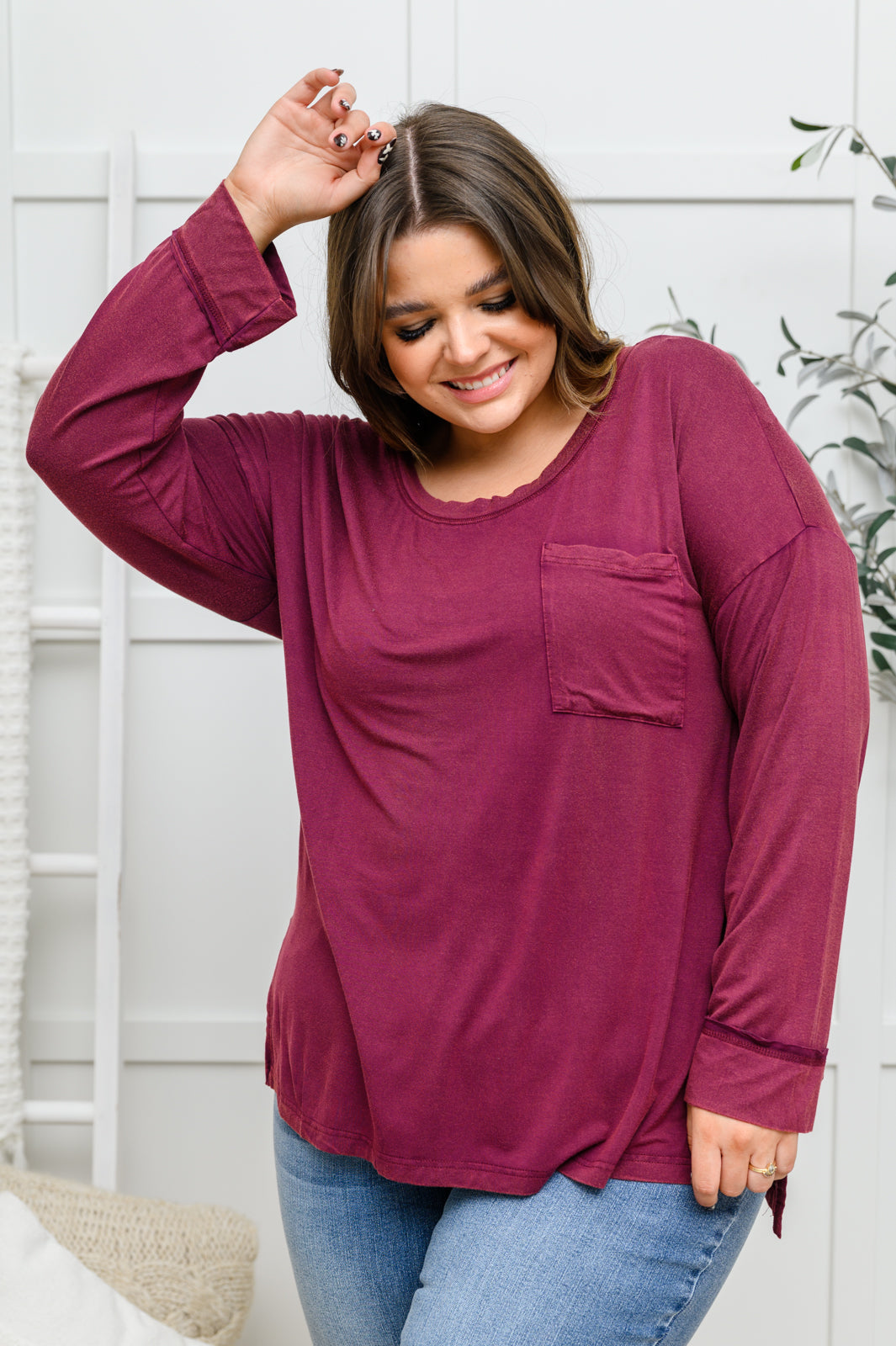 Long Sleeve Knit Top With Pocket In Burgundy